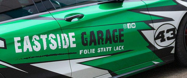 Eastside Garage, Trenner, Bild vom folierten Auto der Eastside Garage